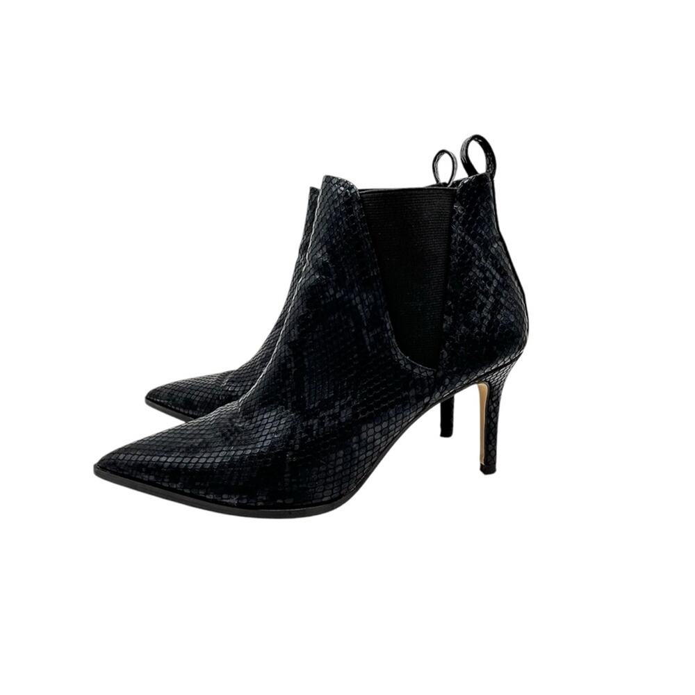 Zara Black Textured Ankle Boots